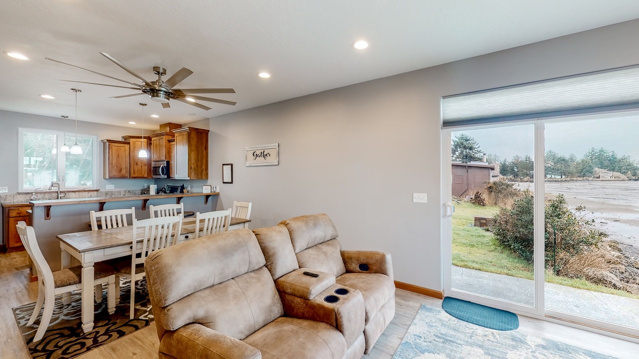 Photo of Others in Coos Bay