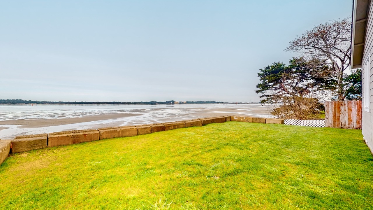 Photo of Outdoor in Coos Bay