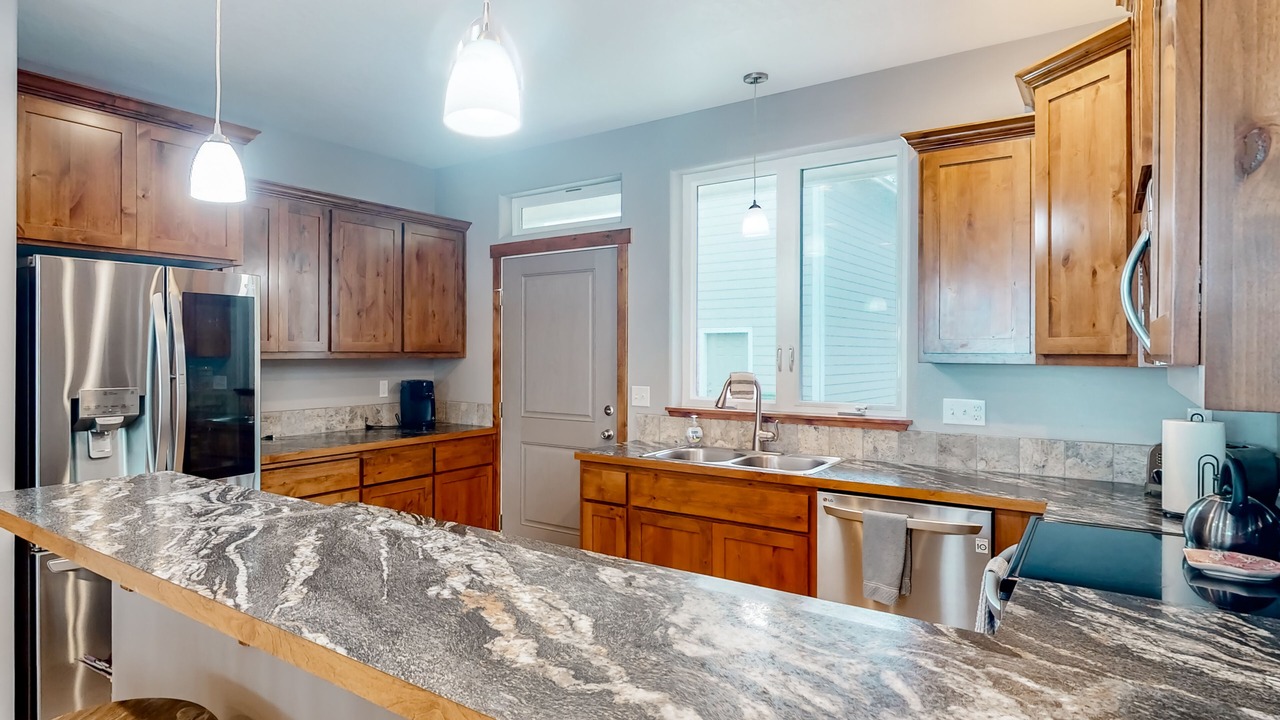 Photo of Kitchen in Coos Bay