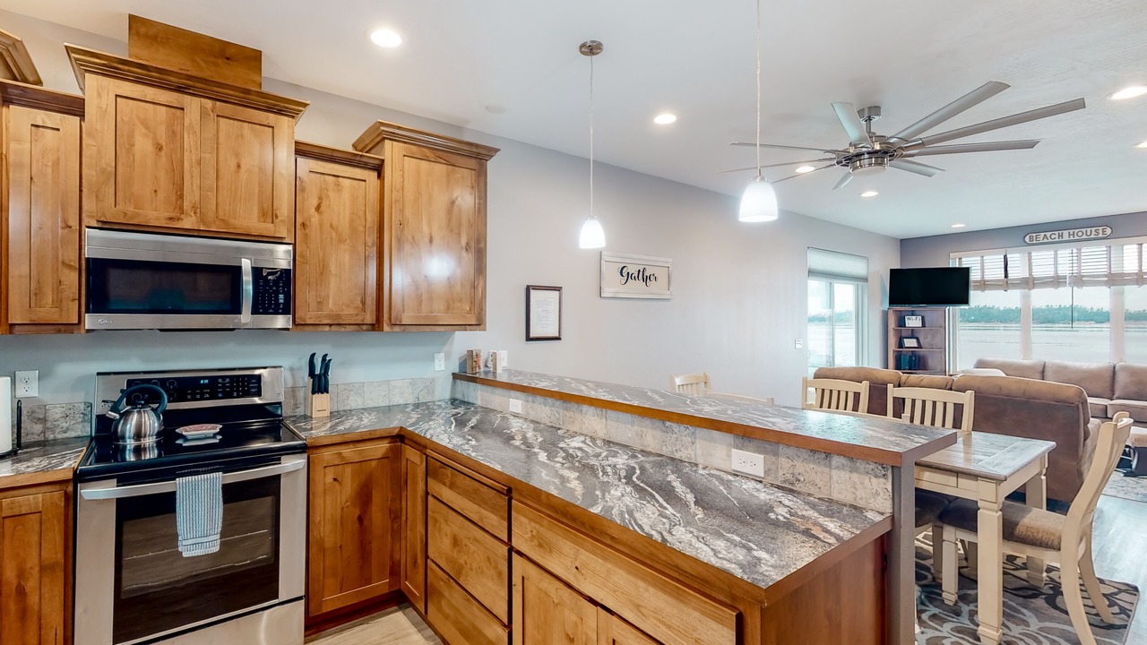 Photo of Kitchen in Coos Bay