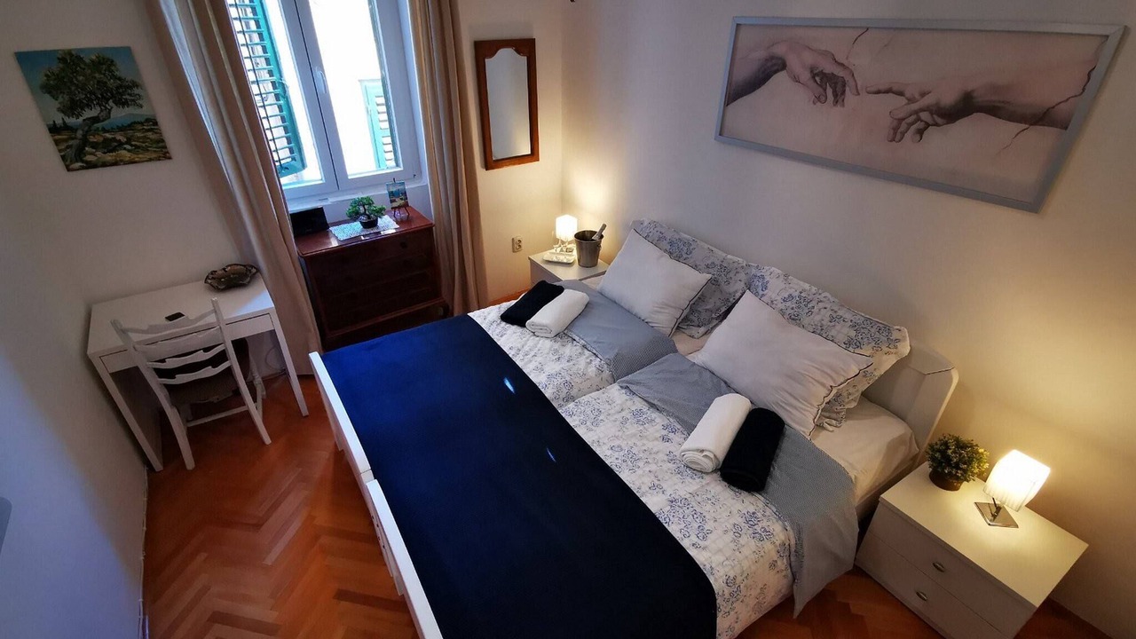 Photo of Bedroom in Grad