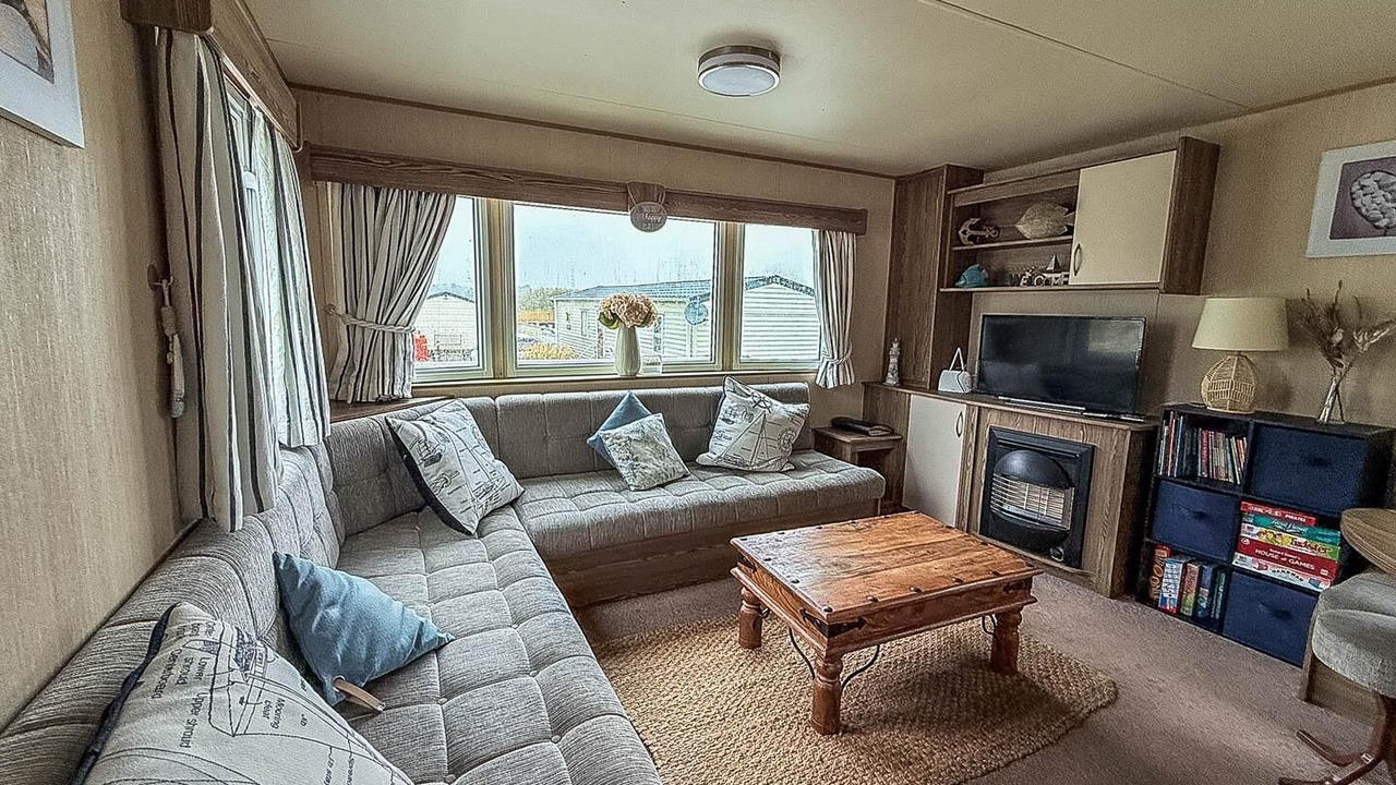 Photo of Livingroom in Oulton Broad