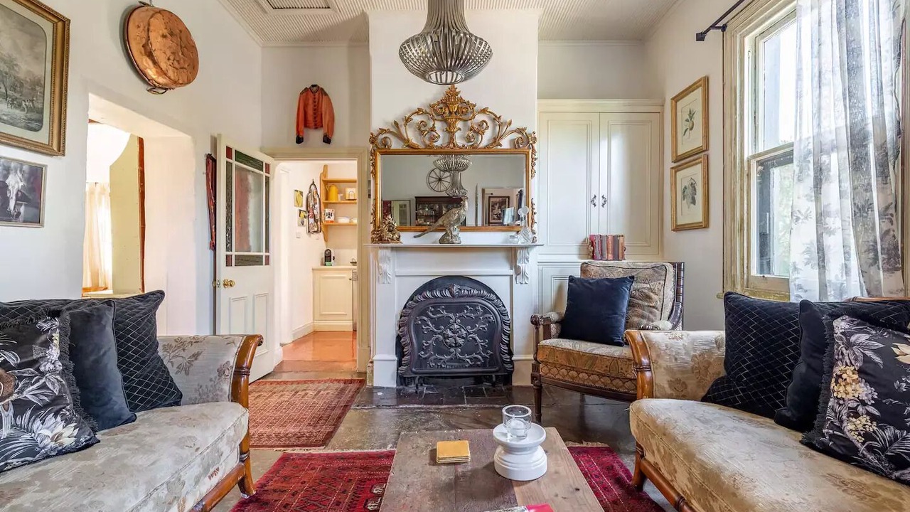 Photo of Livingroom in Greenock