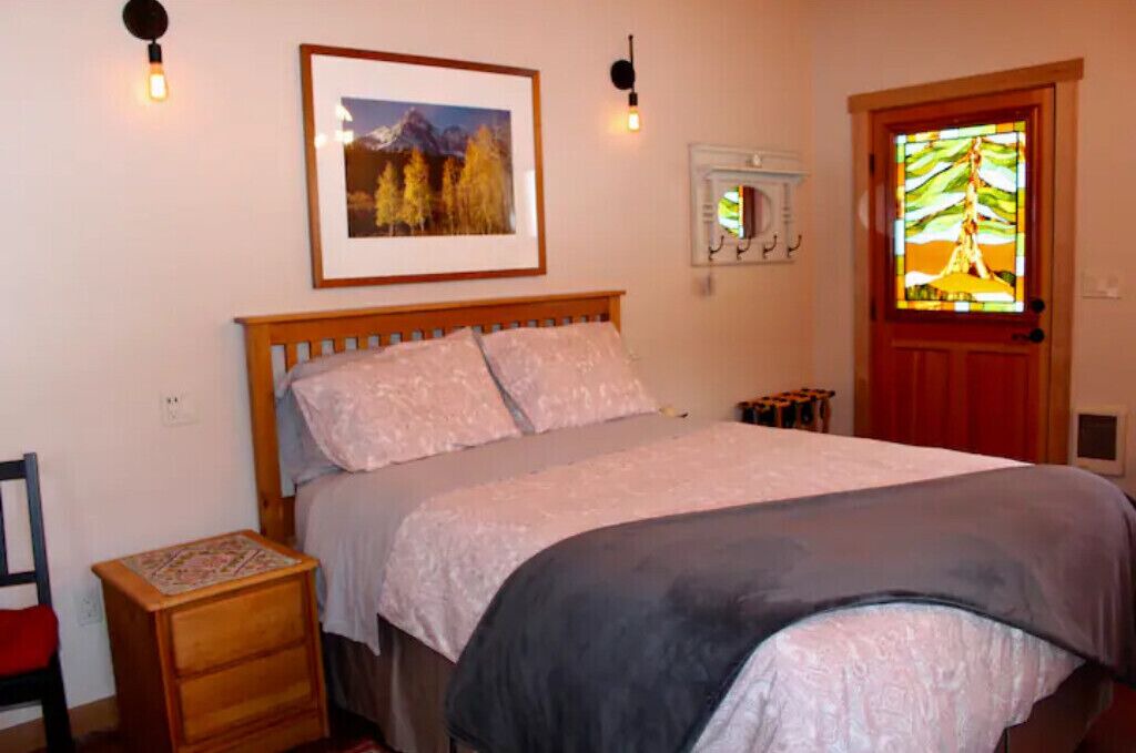 Photo of Bedroom in Sandy