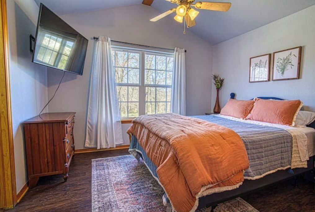 Photo of Bedroom in Checotah