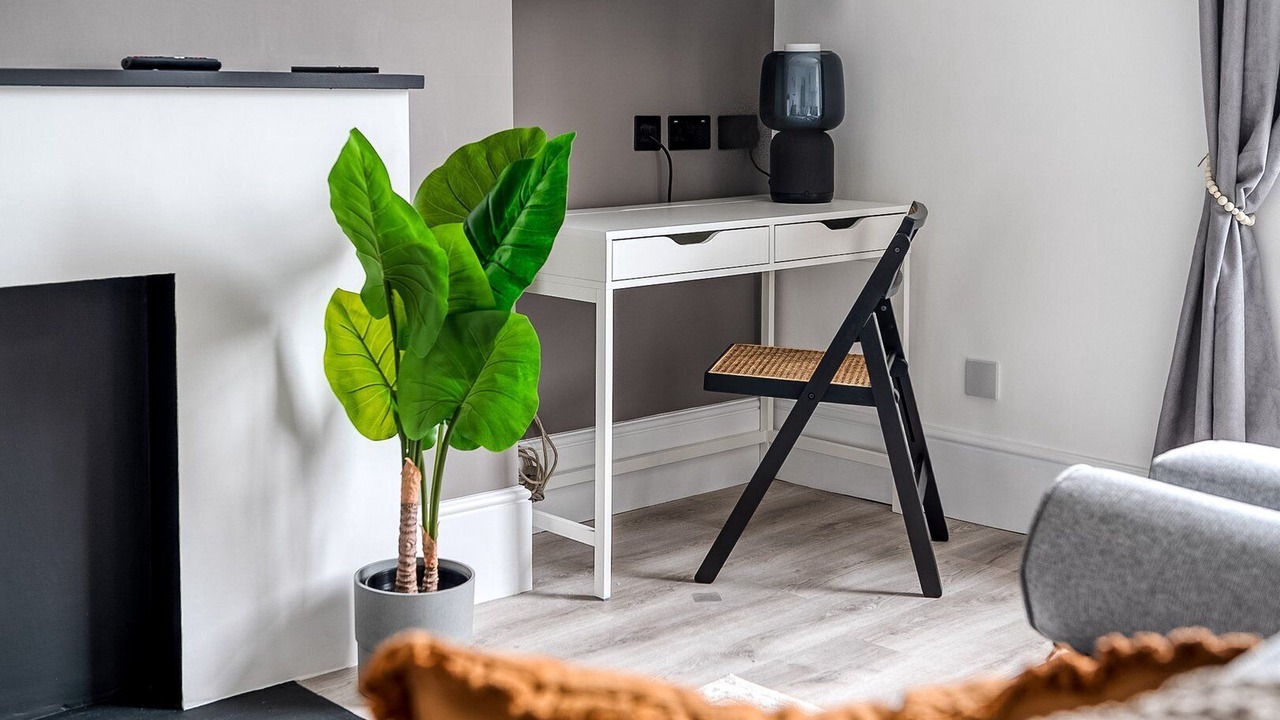 Photo of Livingroom in Harrow Road