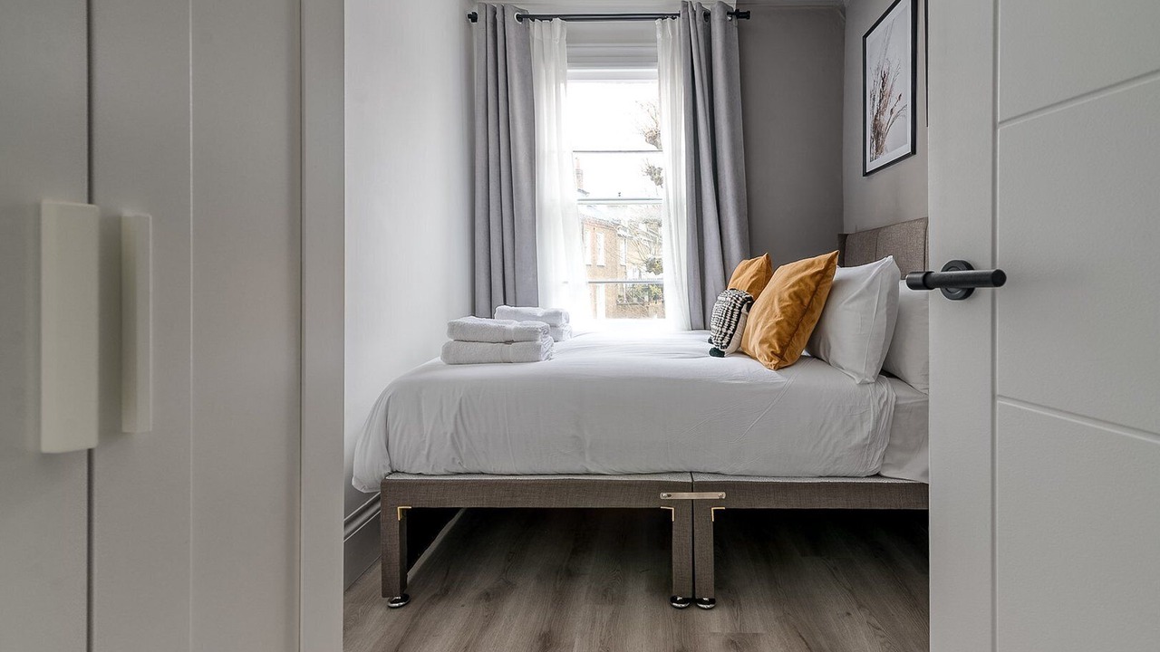 Photo of Bedroom in Harrow Road