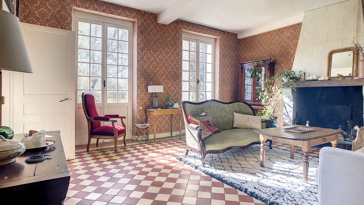 Photo of Livingroom in Saint-Etienne-la-Thillaye