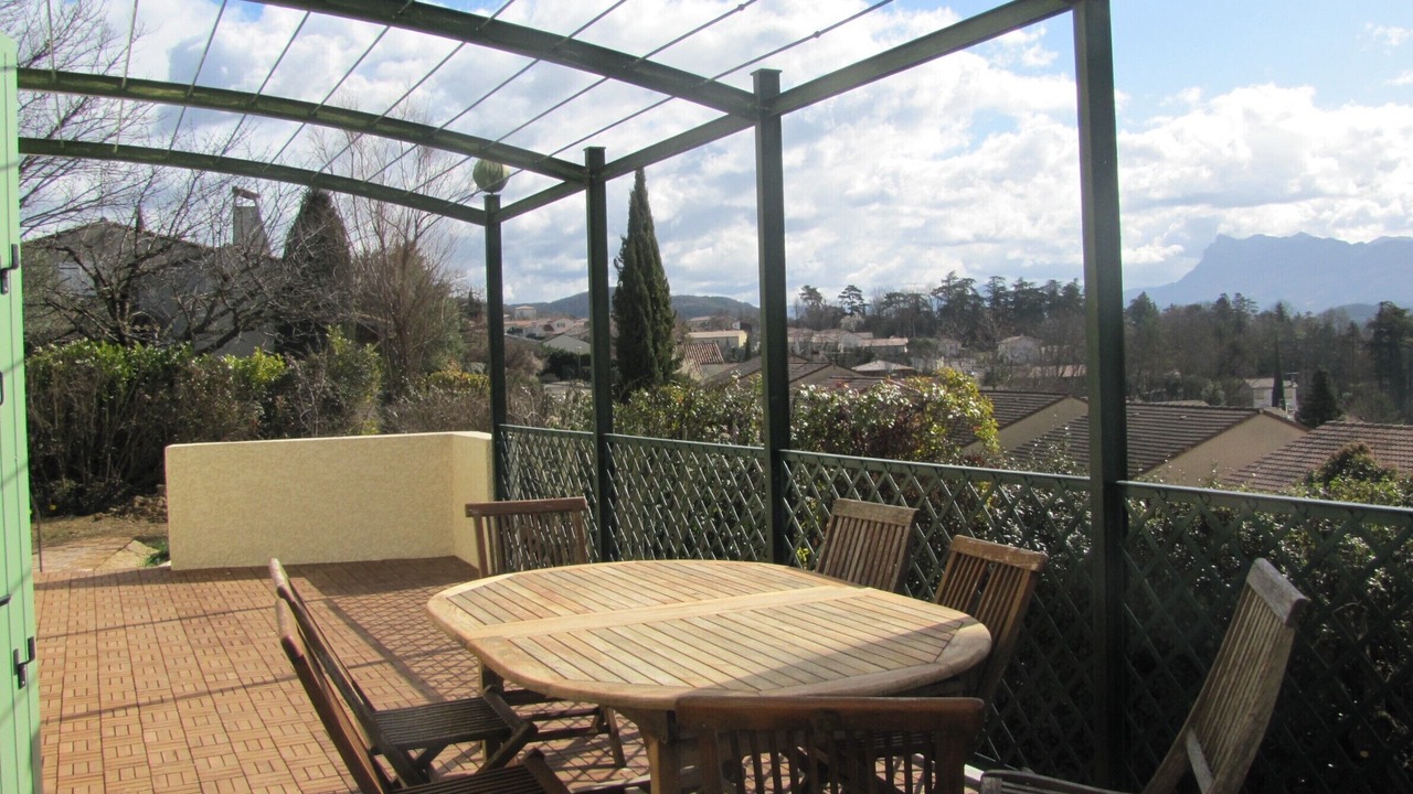 Photo of Outdoor in Crest