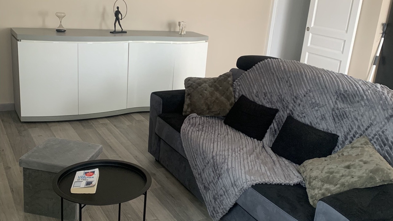 Photo of Livingroom in Decines-Charpieu