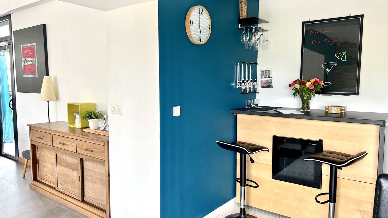 Photo of Others in Redene