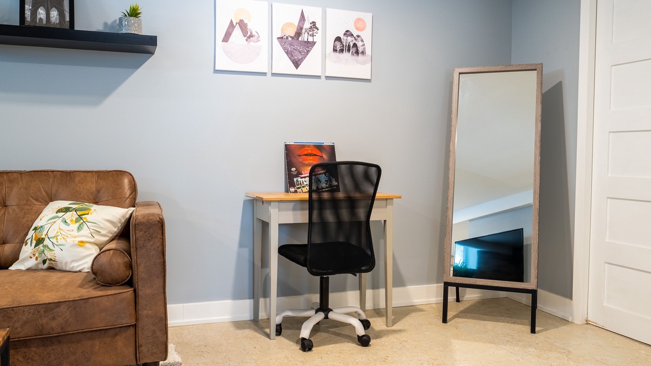 Photo of Livingroom in Cambridge