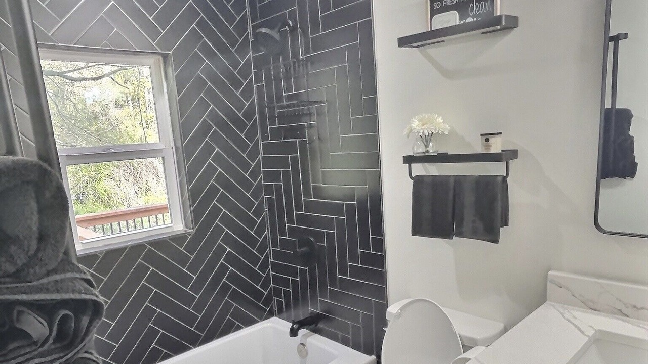 Photo of Bathroom in College Park