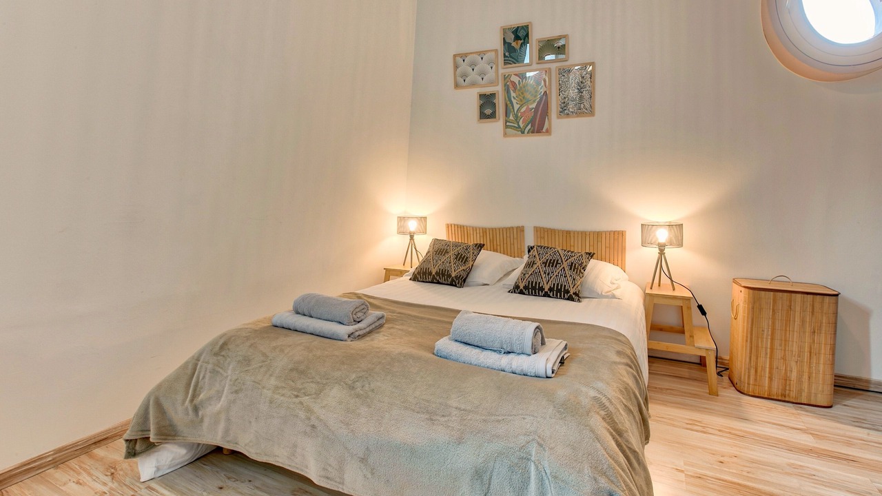 Photo of Bedroom in Nay