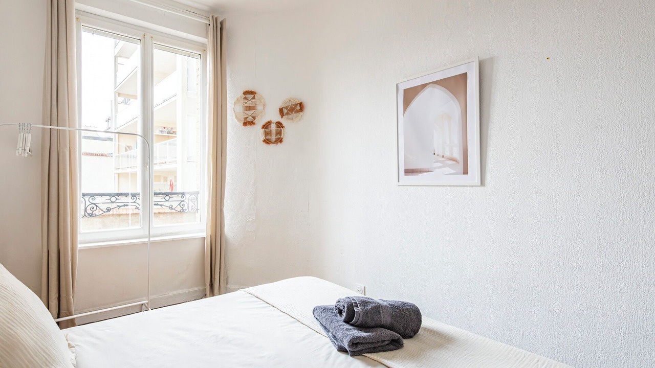Photo of Bedroom in Reims City Centre