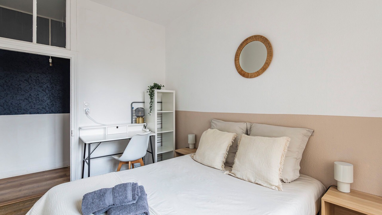 Photo of Bedroom in Reims City Centre