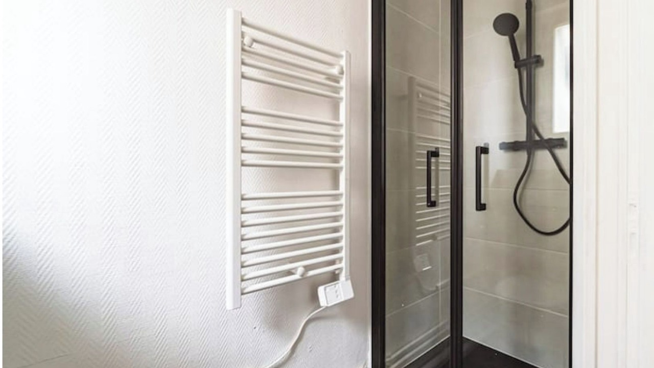 Photo of Bathroom in Reims City Centre