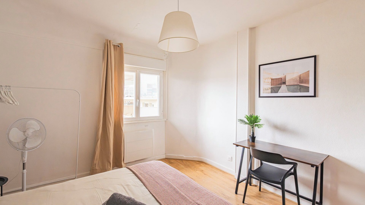 Photo of Bedroom in Reims City Centre