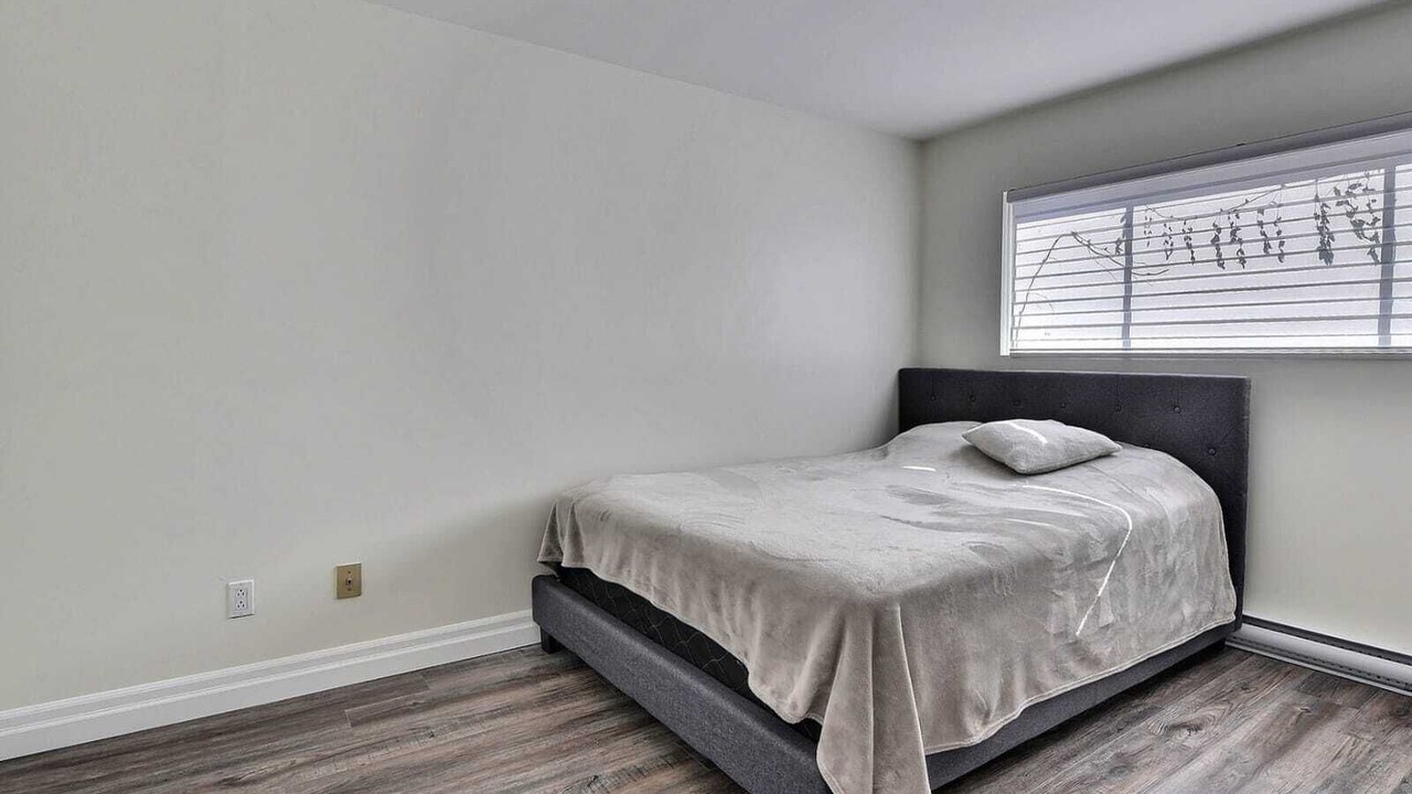 Photo of Bedroom in Laval