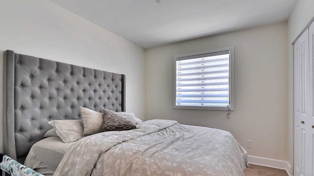 Photo of Bedroom in Laval