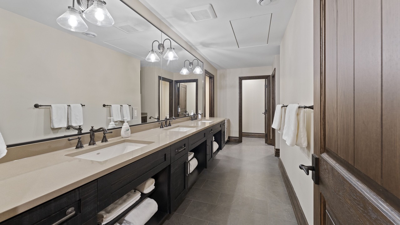 Photo of Bathroom in Town of Essex