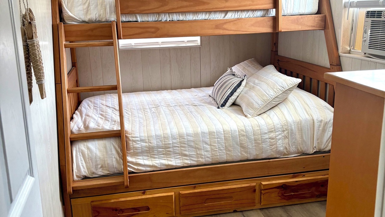 Photo of Bedroom in Big Creek