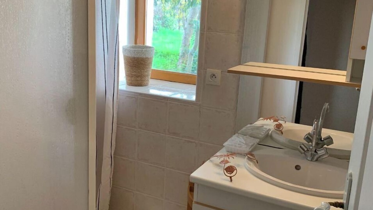 Photo of Bathroom in Echourgnac