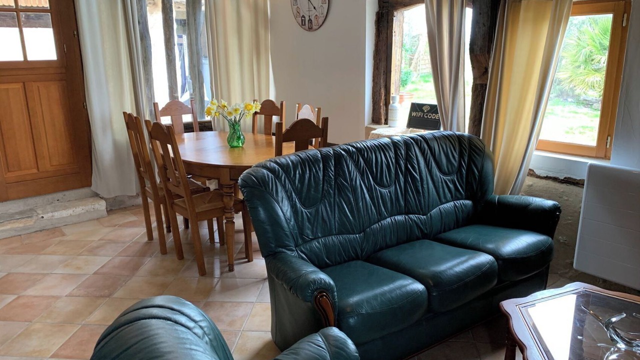 Photo of Livingroom in Echourgnac