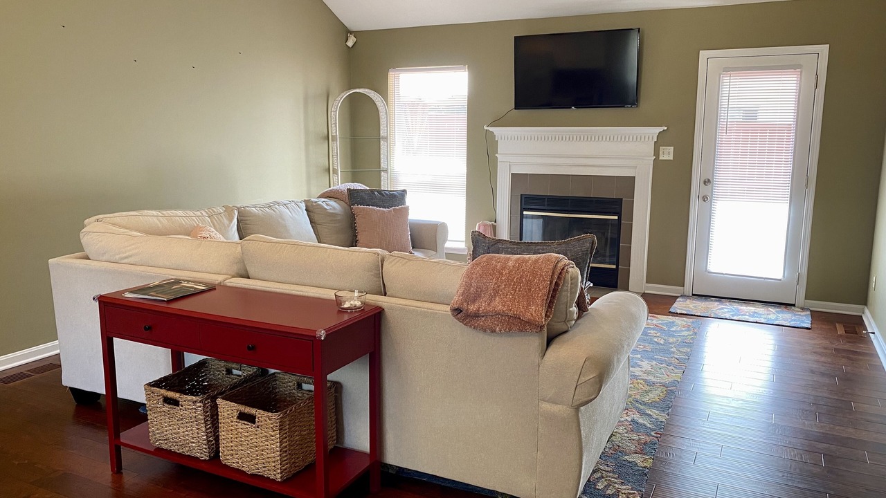 Photo of Livingroom in Lyndon