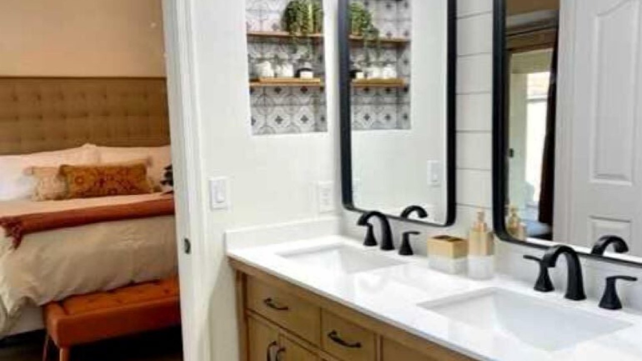 Photo of Bathroom in Desert Sands Golf Country