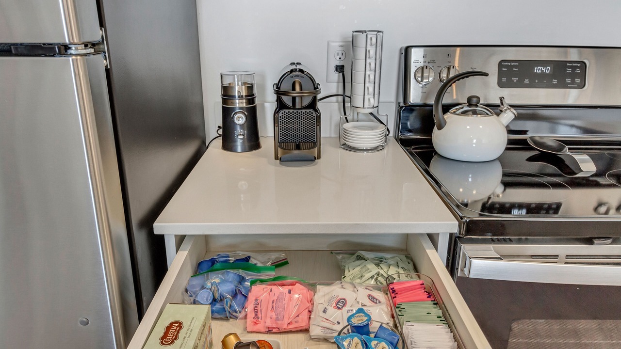 Photo of Kitchen in People's Freeway