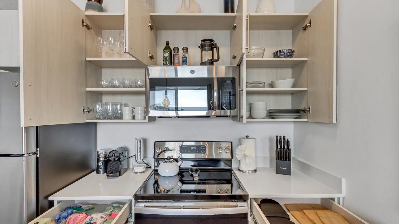 Photo of Kitchen in People's Freeway