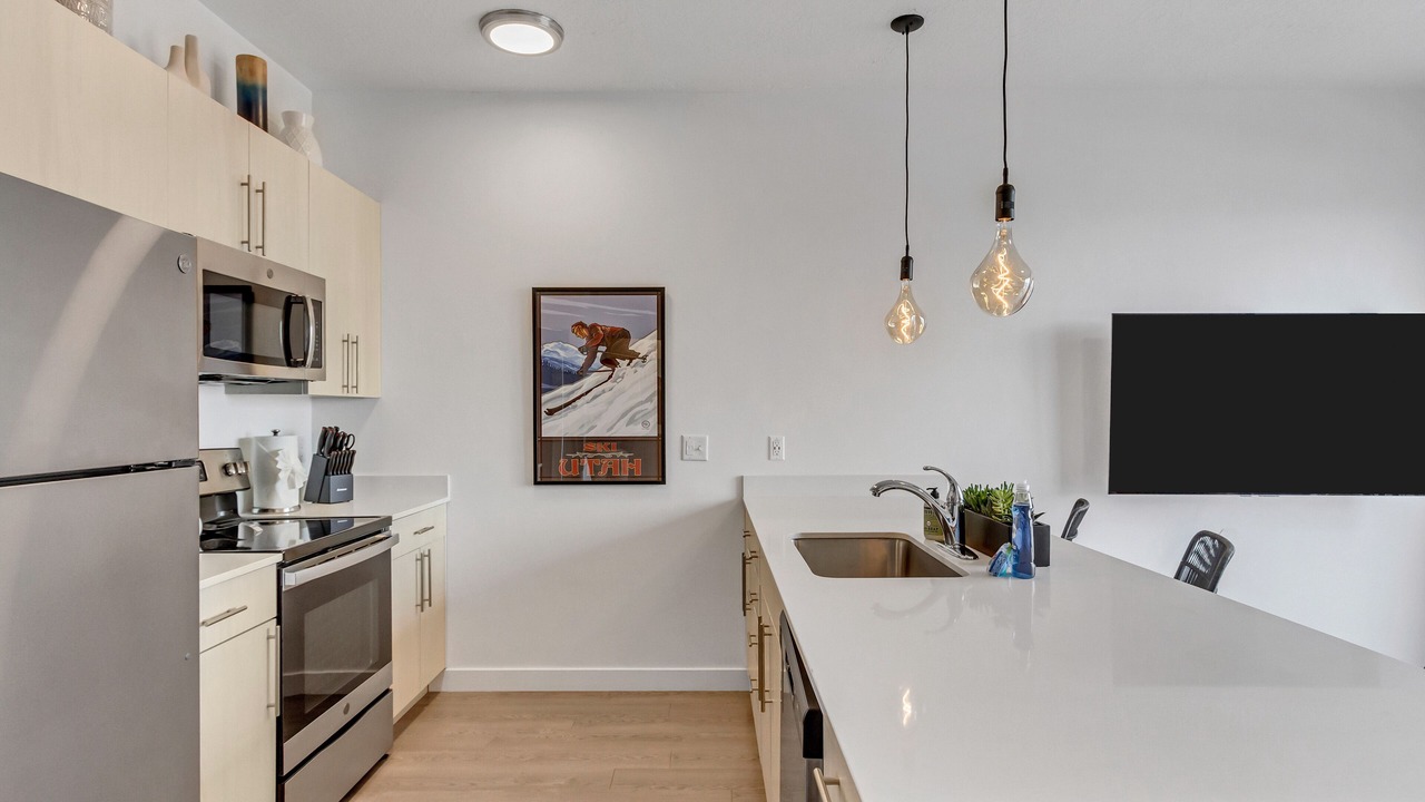 Photo of Kitchen in People's Freeway