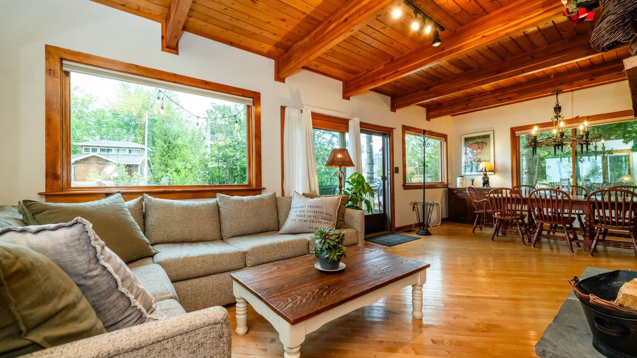 Photo of Livingroom in Miami Park