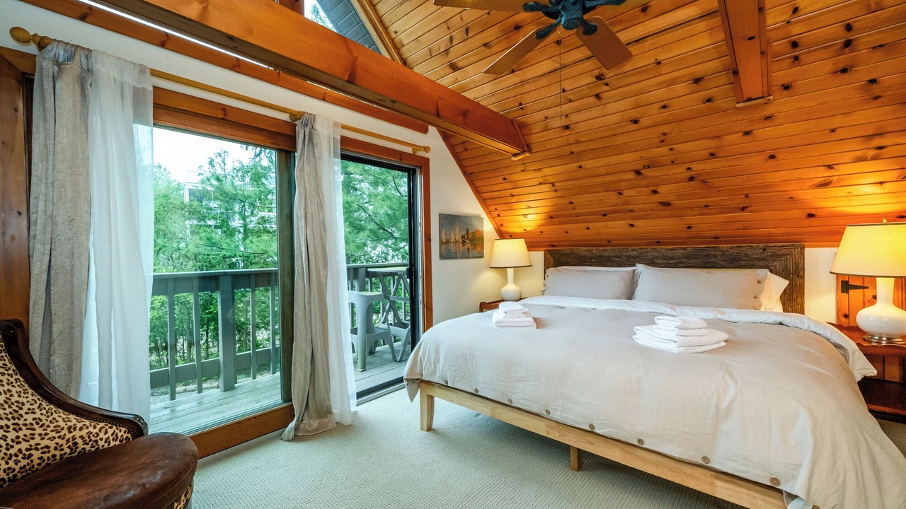 Photo of Bedroom in Miami Park