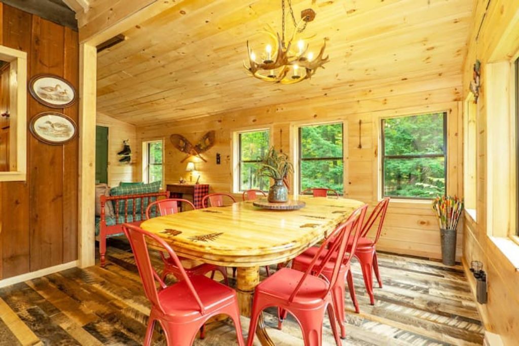 Photo of Livingroom in Broadalbin