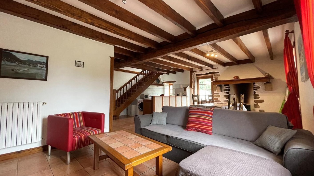 Photo of Livingroom in Sare