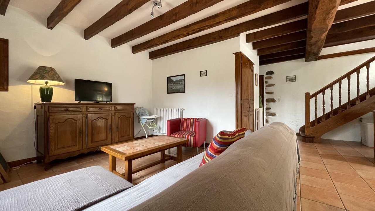 Photo of Livingroom in Sare