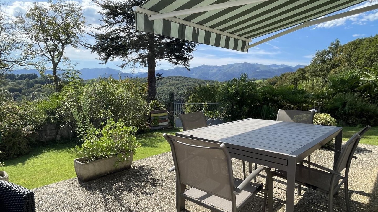 Photo of Outdoor in Lys