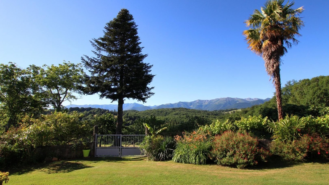 Photo of Outdoor in Lys