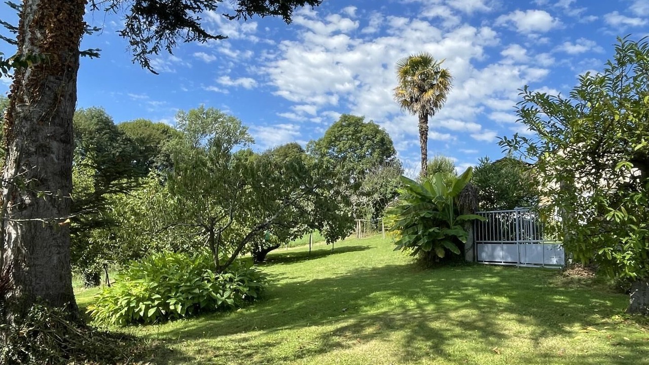 Photo of Outdoor in Lys