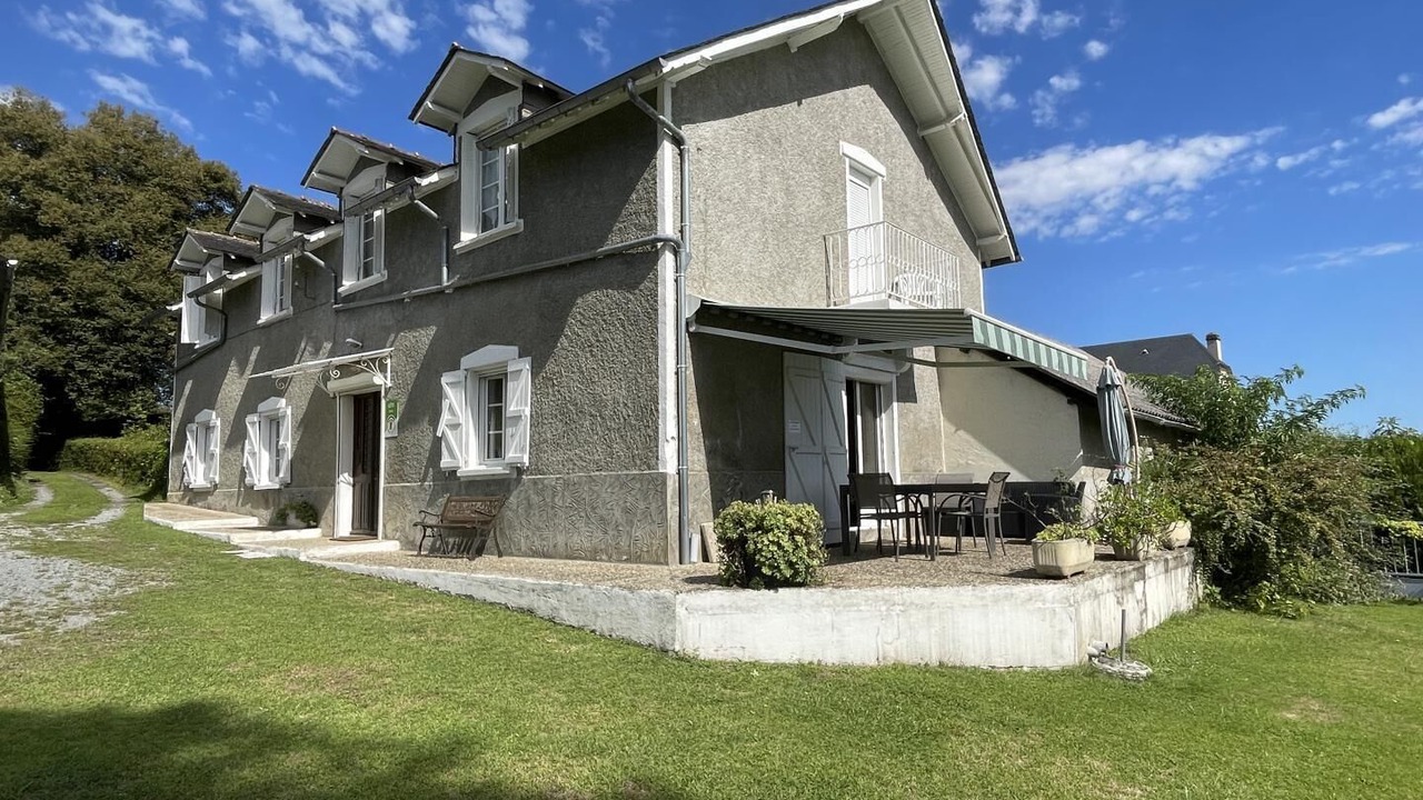 Photo of Outdoor in Lys