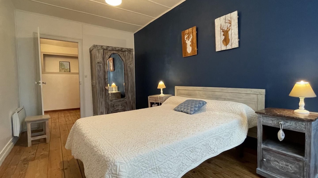 Photo of Bedroom in Lys