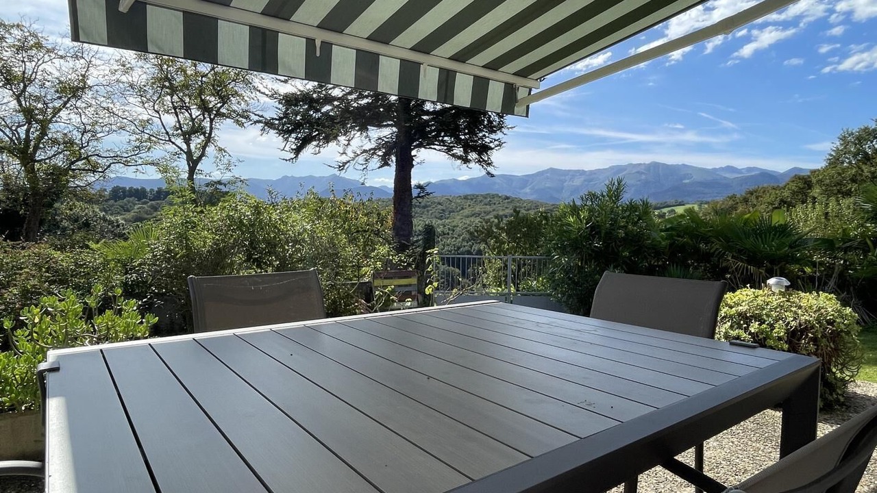 Photo of Outdoor in Lys