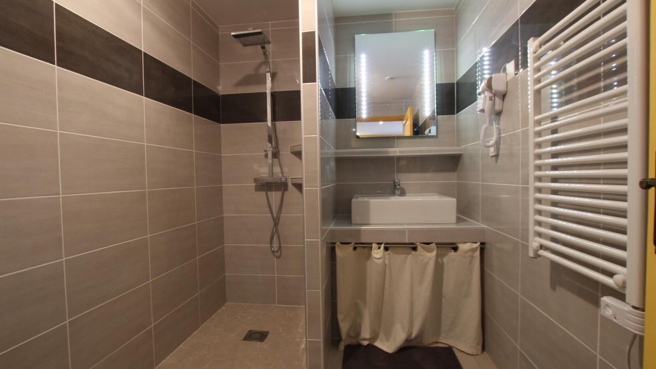 Photo of Bathroom in Barcus