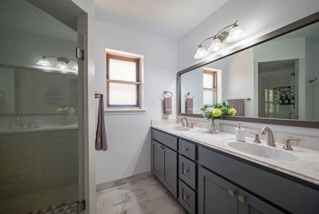 Photo of Bathroom in Sharpstown