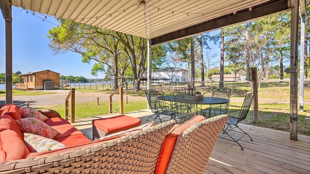 Photo of Outdoor in Willis