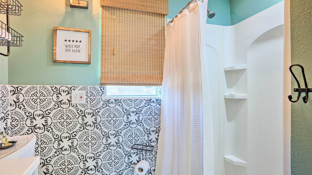 Photo of Bathroom in Willis