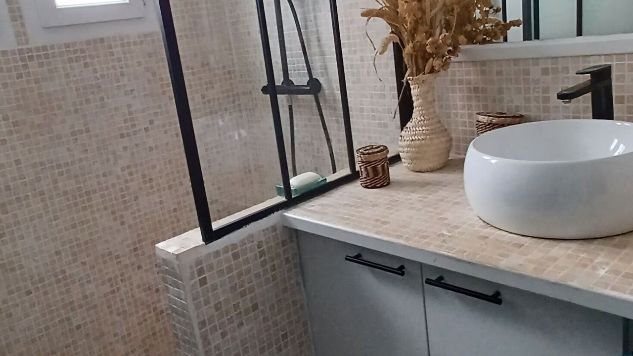 Photo of Bathroom in Beaucaire