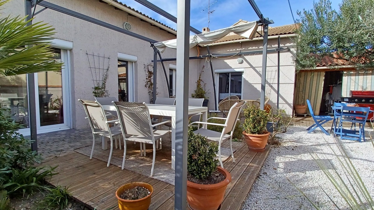 Photo of Outdoor in Beaucaire